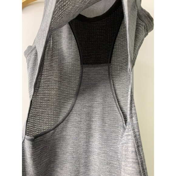 Lululemon Pushing Limits Muscle Tank Top Racer Cutout Longline Small EUC 6645 - Picture 11 of 11